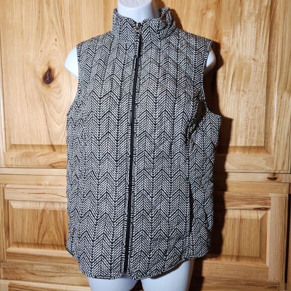 Van Heusen Women’s Vest – Zigzag Pattern, Black & White, Size Small, Lined - Picture 1 of 6